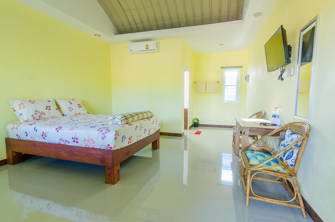 צ'ומפון Ariya Garden Home מראה חיצוני תמונה